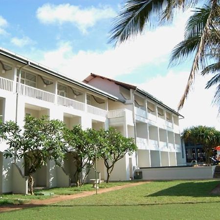 Hotel Sunset Beach Negombo Bagian luar foto