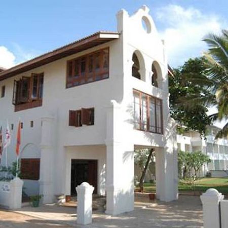 Hotel Sunset Beach Negombo Bagian luar foto