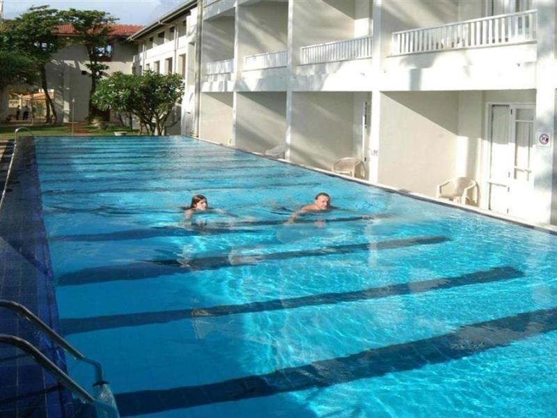 Hotel Sunset Beach Negombo Bagian luar foto