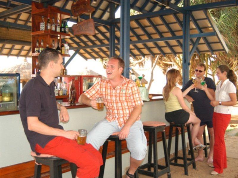 Hotel Sunset Beach Negombo Bagian luar foto