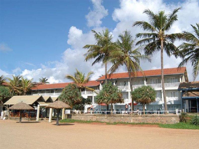 Hotel Sunset Beach Negombo Bagian luar foto